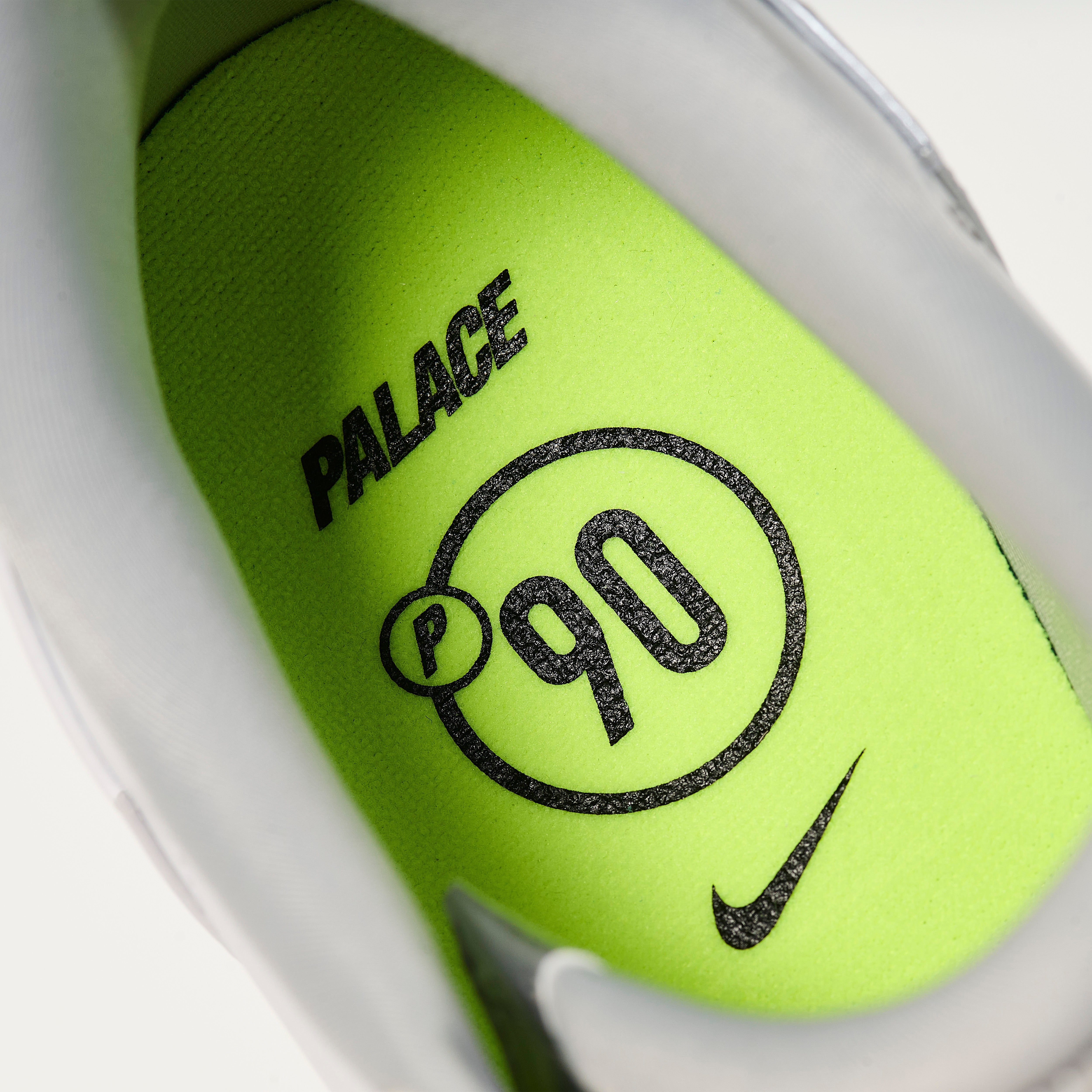 Thumbnail PALACE NIKE TOTAL P90 III SHOE WHITE / SILVER / VOLT one color