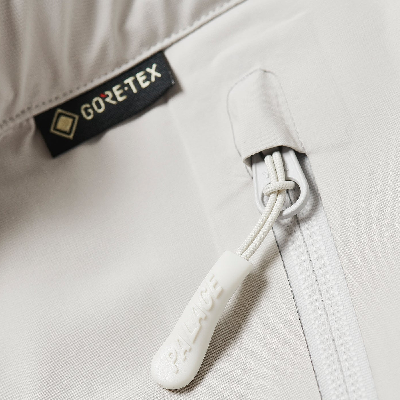 Thumbnail GORE-TEX R-TEK CARGO TROUSER STONE one color