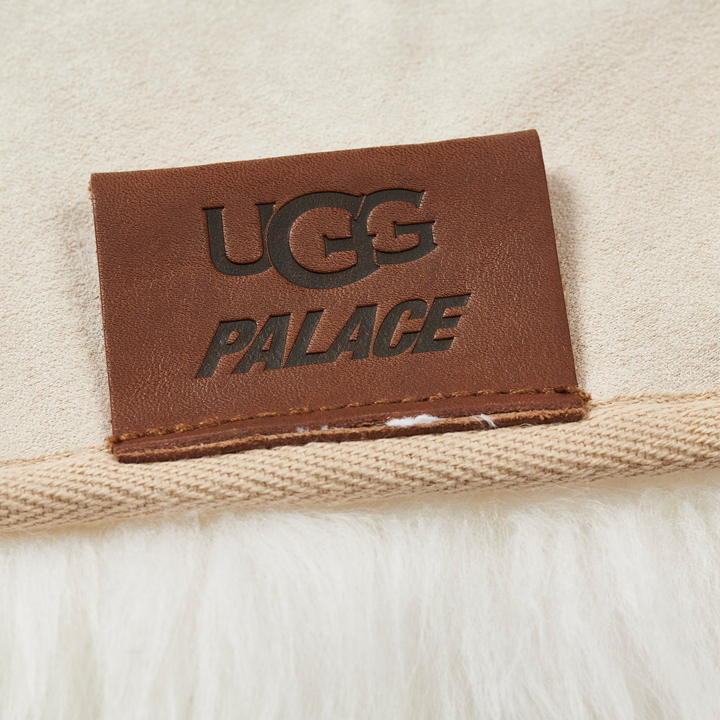 Palace Ugg P Sheepskin Rug Natural - Palace Ugg 2023 - Palace Community