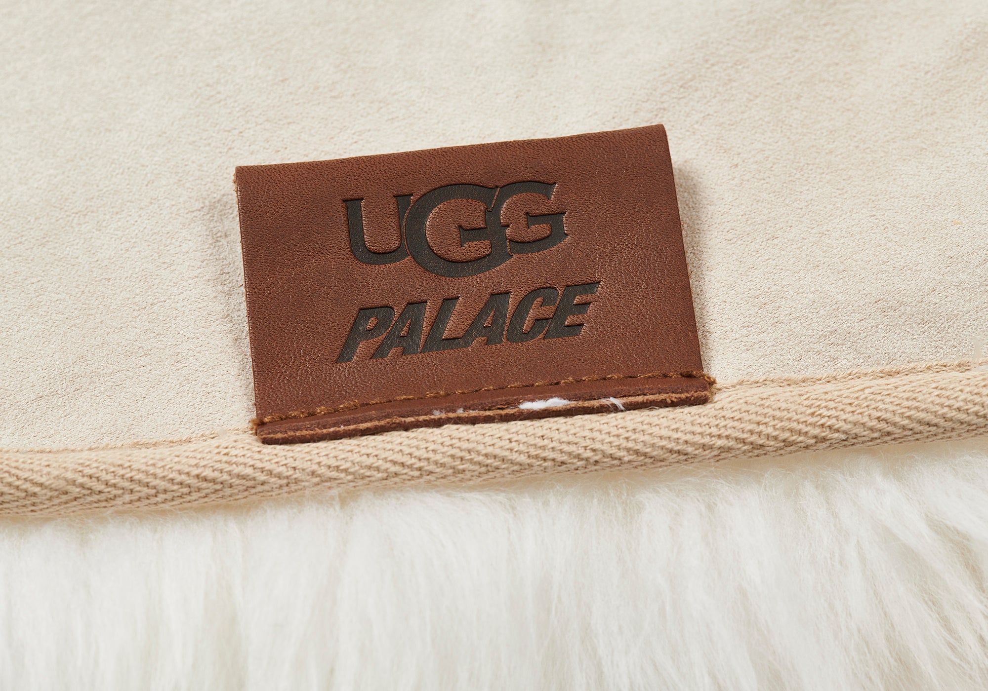 PALACE UGG P SHEEPSKIN RUG NATURAL パレス - luknova.com