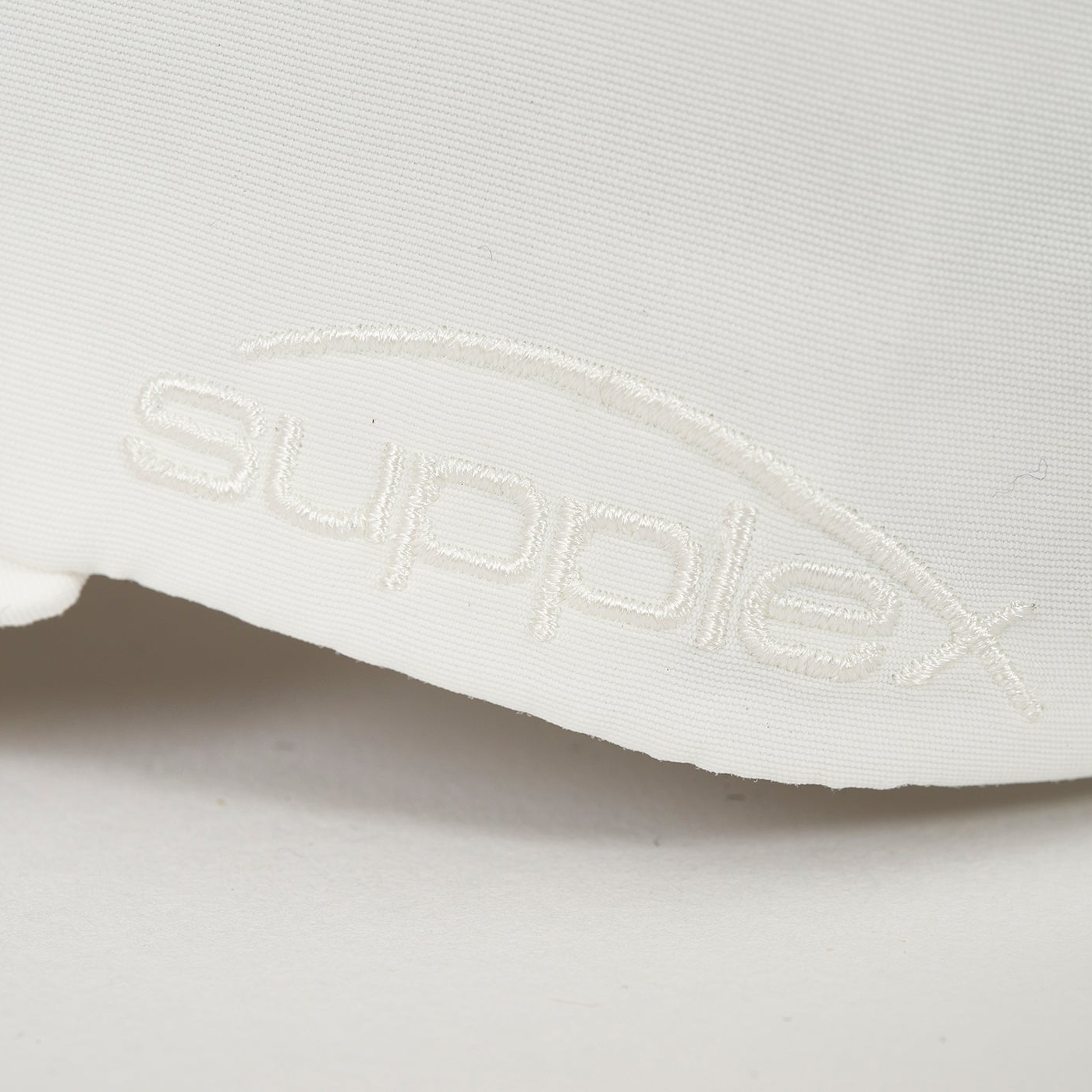 Thumbnail BASICALLY A SHELL 6-PANEL SOFT WHITE one color
