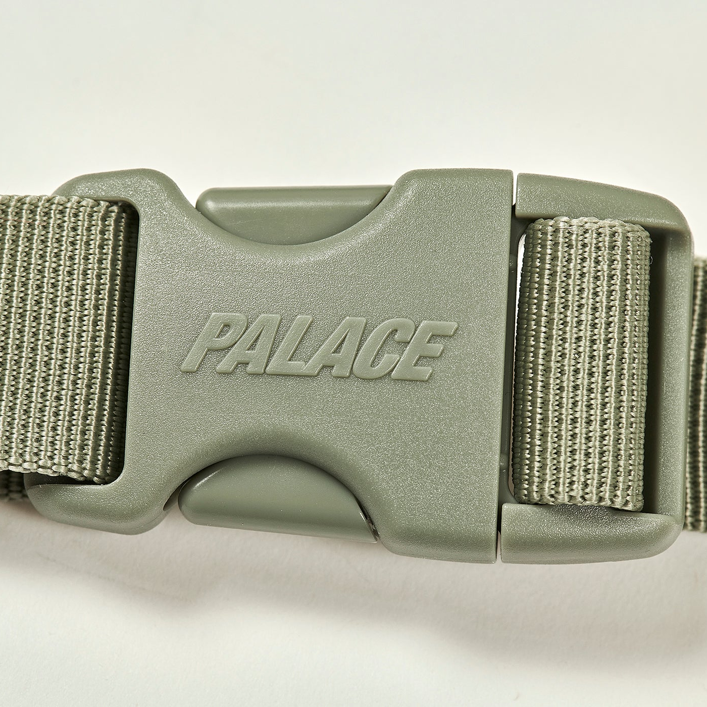 Cordura Y-Rip Bottle Pack Olive - Spring 2024 - Palace Community Cordura Y-Rip Bottle Pack Olive - Spring 2024 - Palace Community