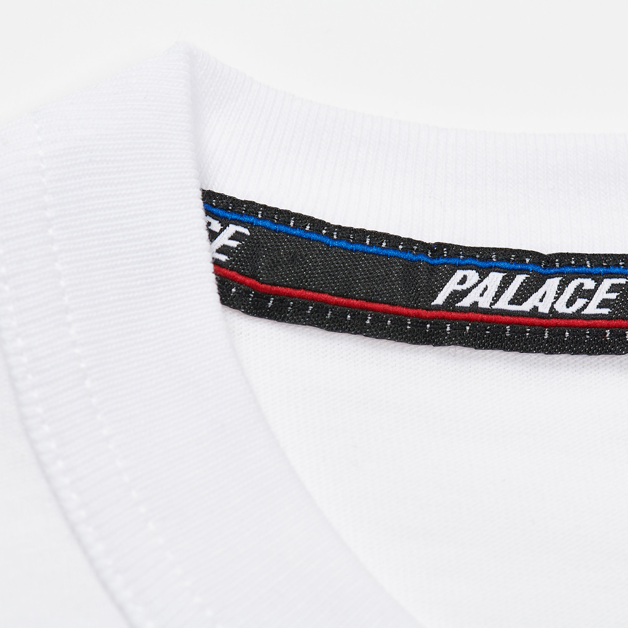Thumbnail BASICALLY A T-SHIRT WHITE one color