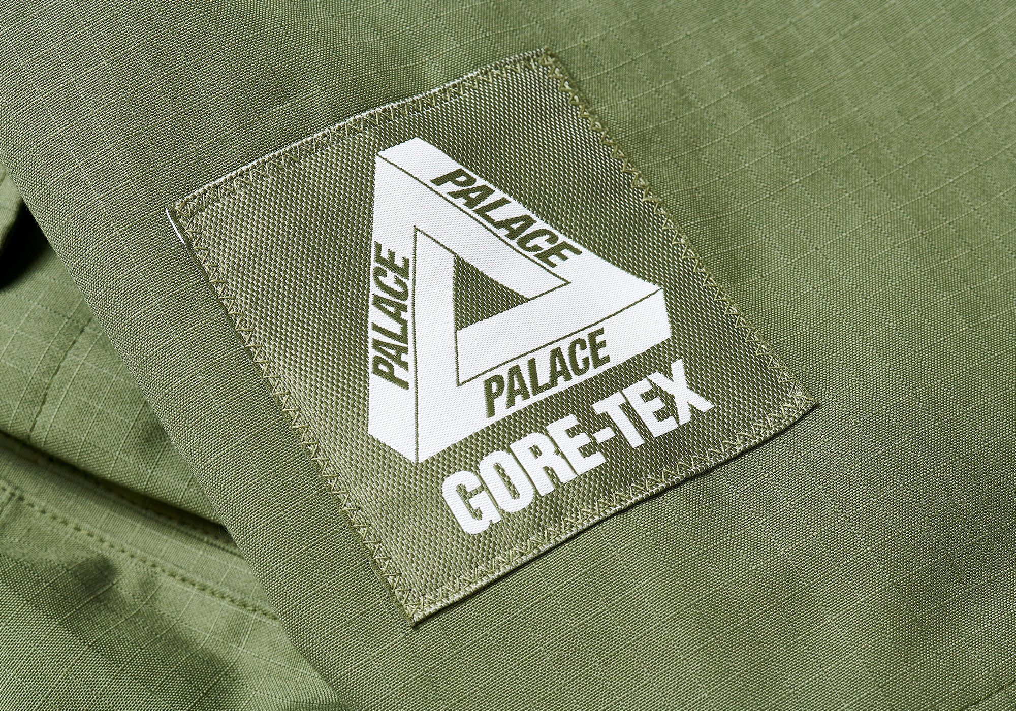 PALACE GORE-TEX Cotton RS Jacket \