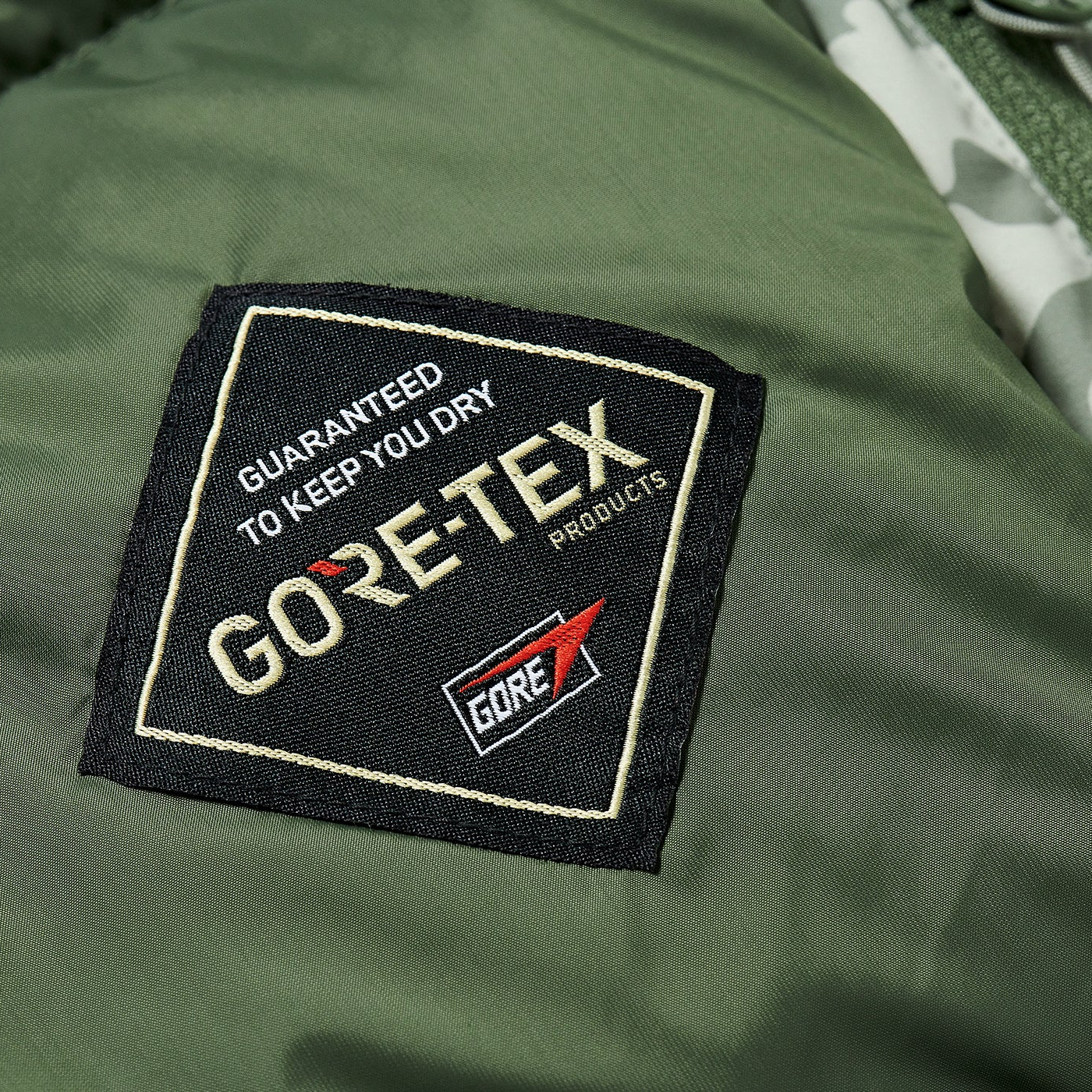 Thumbnail GORE-TEX CARGO DOWN PARKA LEAF DPM one color
