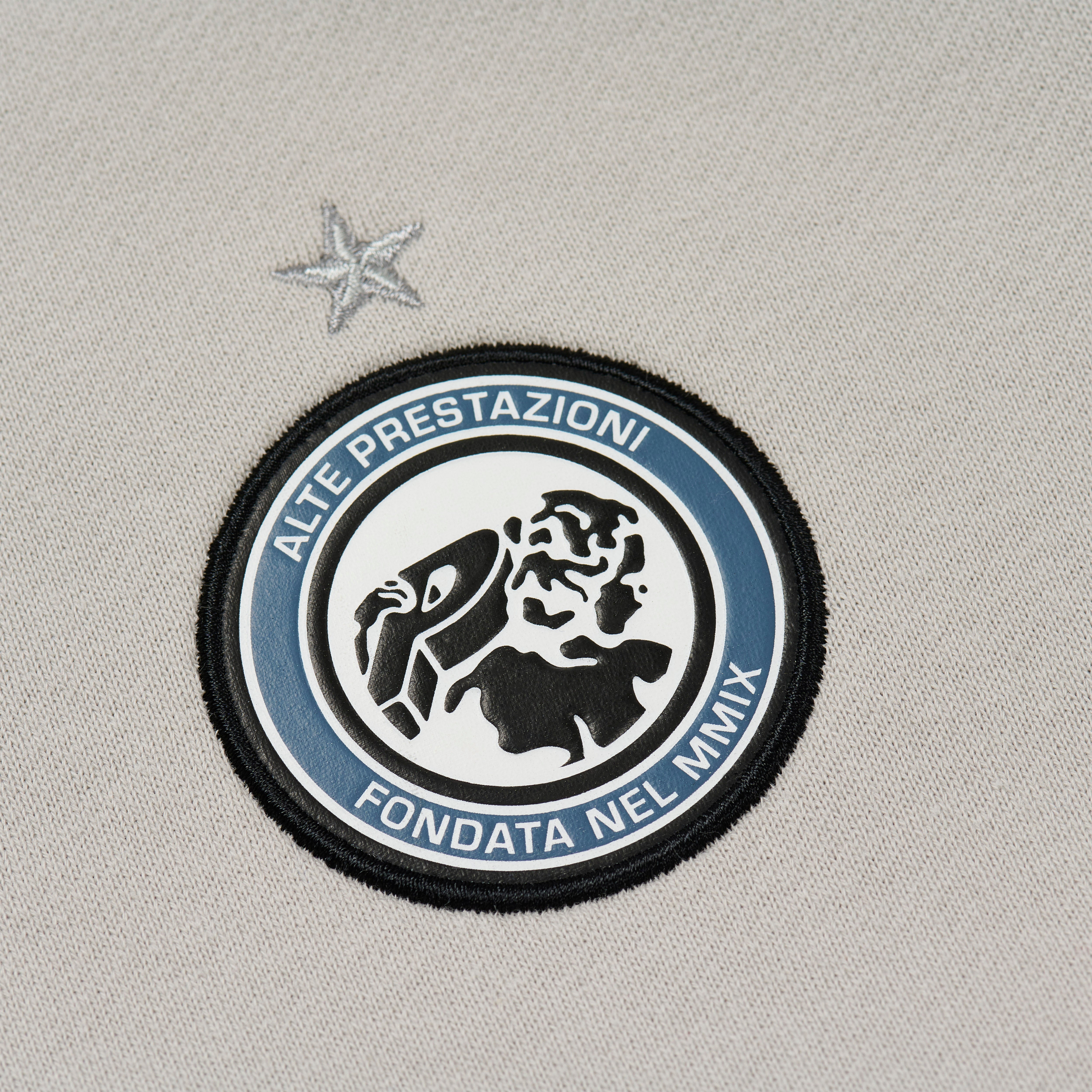 Thumbnail PHANTASY WARM UP CREW GREY one color